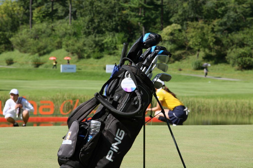 Sac de golf trépied